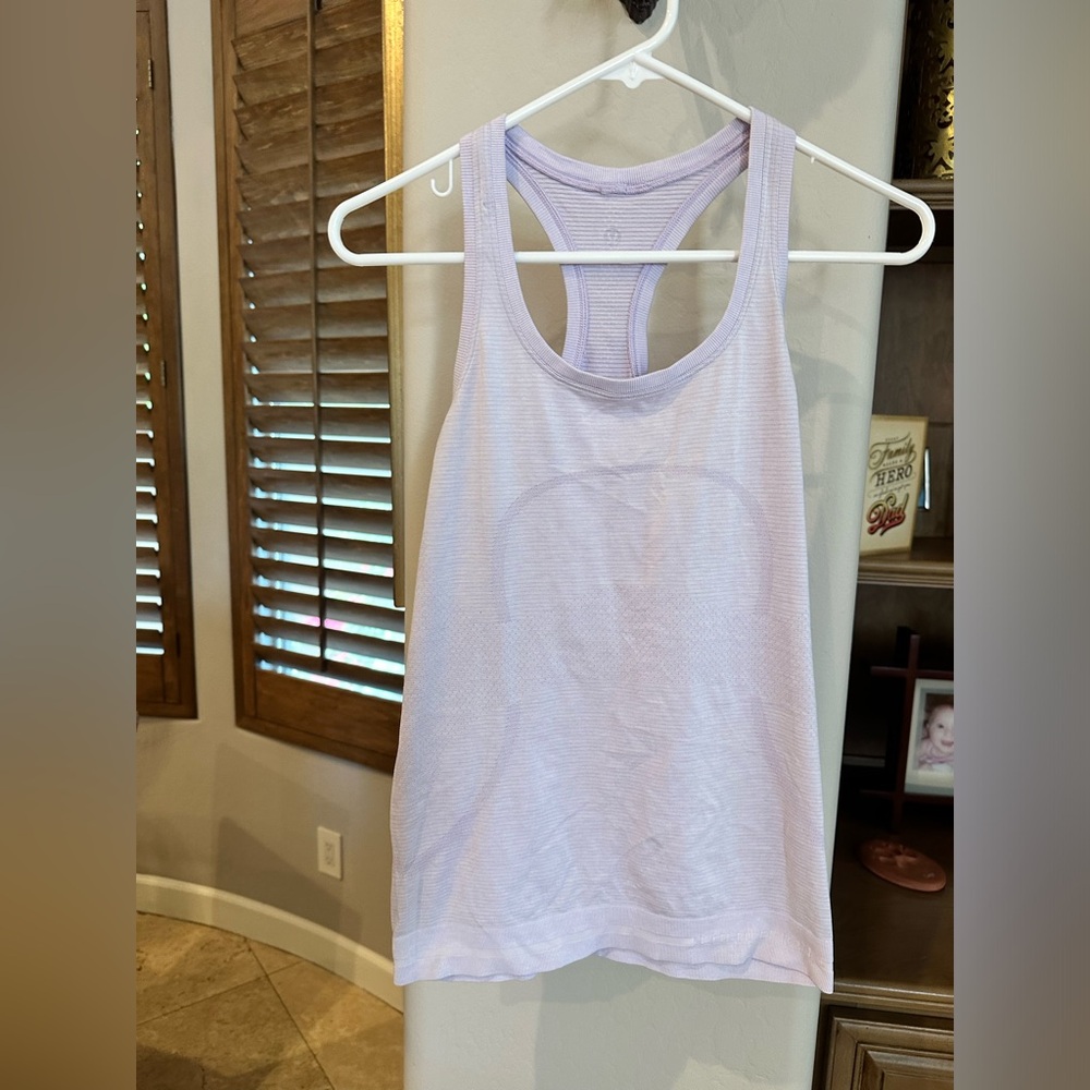 Lululemon tank top